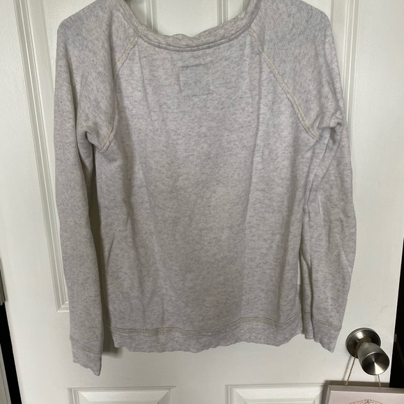 Light gray American Eagle sweater - Picture 2 of 2